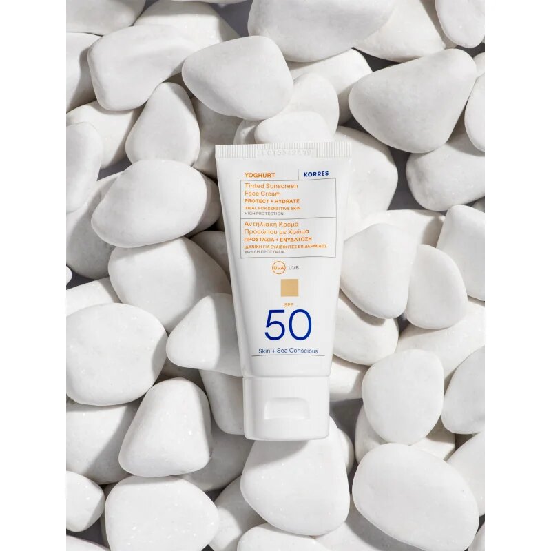 Korres Yoghurt Tinted Sunscreen színező napozókrém SPF 50 50 ml