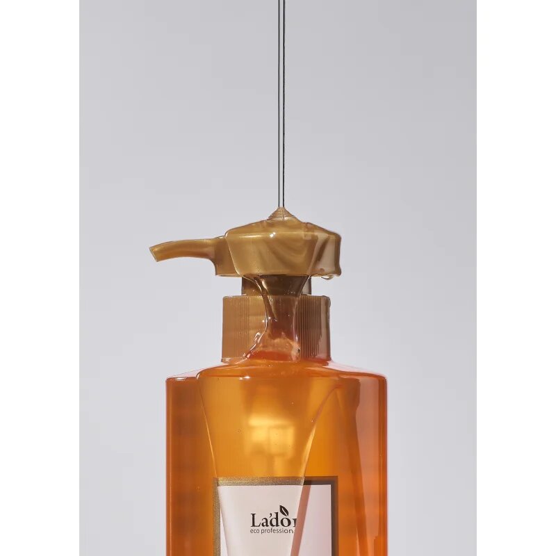 La'dor ACV Vinegar mélyen tisztító sampon a fénylő és selymes hajért 430 ml
