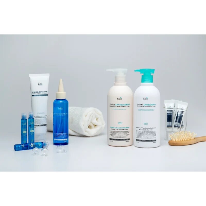 La'dor Keratin LPP keratinos regeneráló sampon táplált és fényes hatásért 530 ml