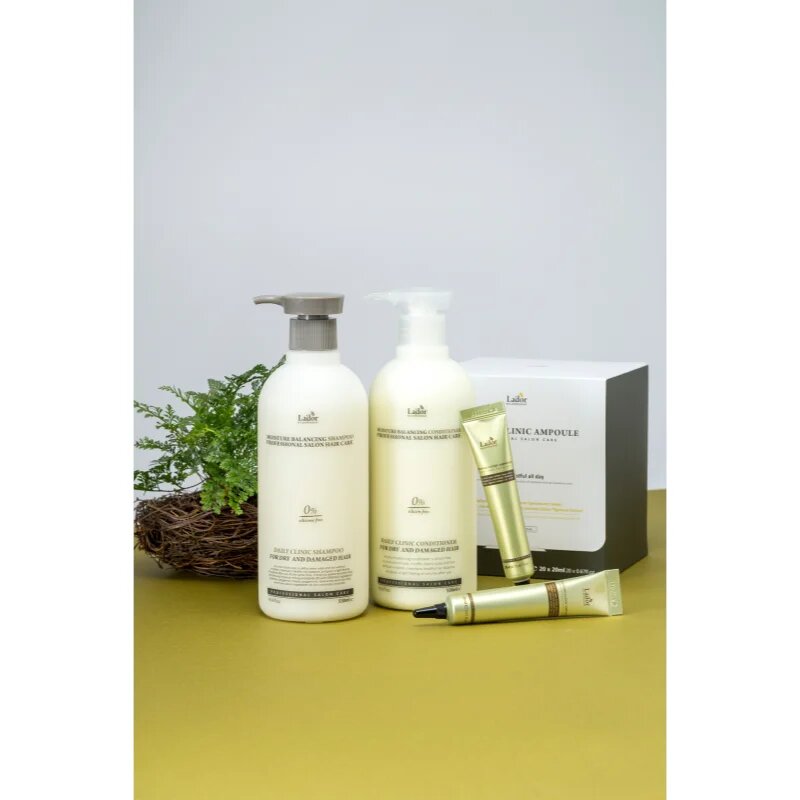 La'dor Moisture Balancing hidratáló sampon száraz és sérült hajra 530 ml