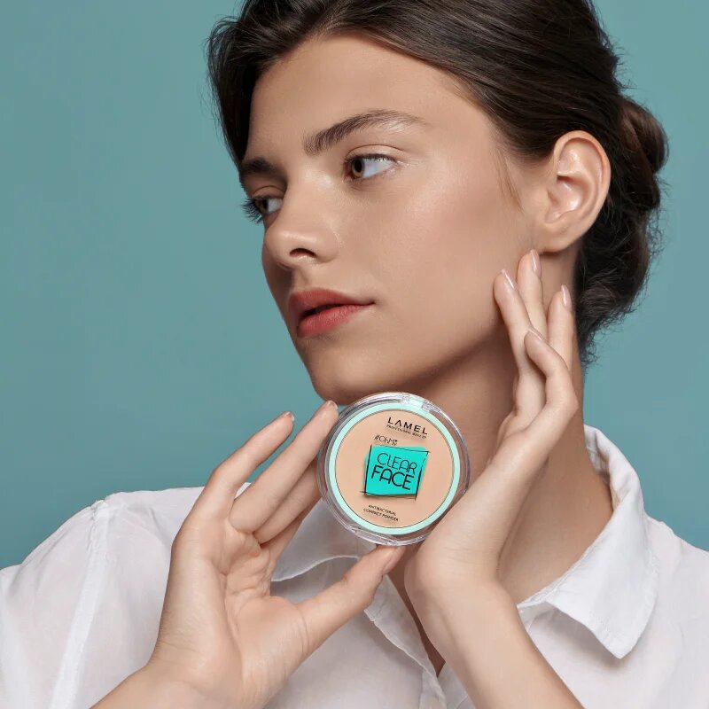 LAMEL OhMy Clear Face kompakt púder antibakteriális adalékkal árnyalat 402 Vanilla 6 g