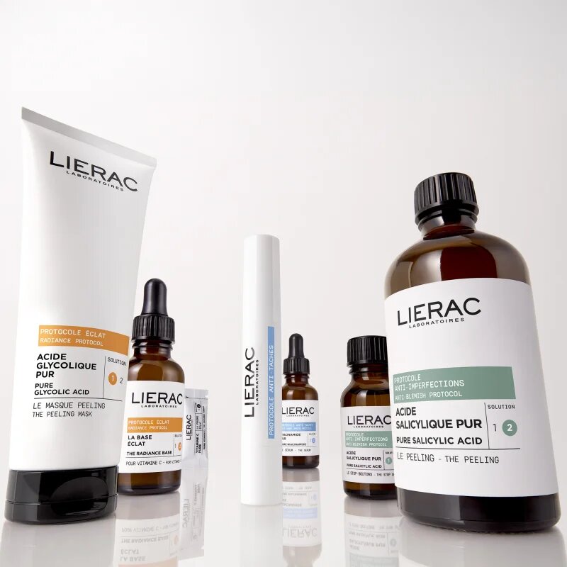 Lierac Protocols Radiance Protocol The Concentrated Serum bőrélénkítő szérum C-vitaminnal 30 ml