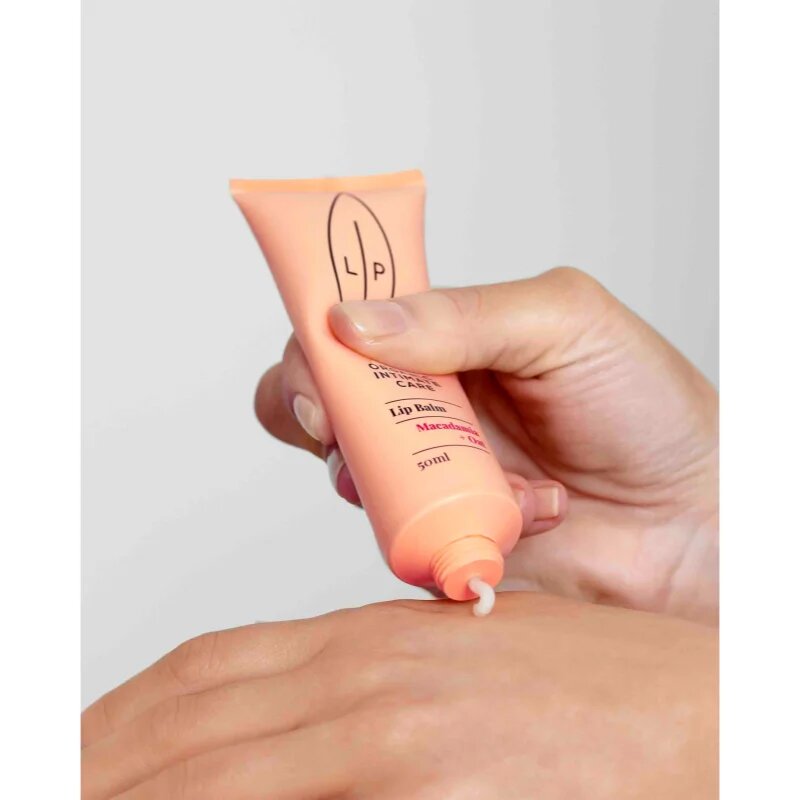 Lip Intimate Care Organic Intimate Care Macadamia and Oat balzsam az intim részekre parfümmentes 50 ml