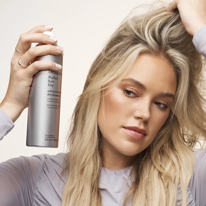 Living Proof Perfect Hair Day száraz sampon minden hajtípusra 198 ml