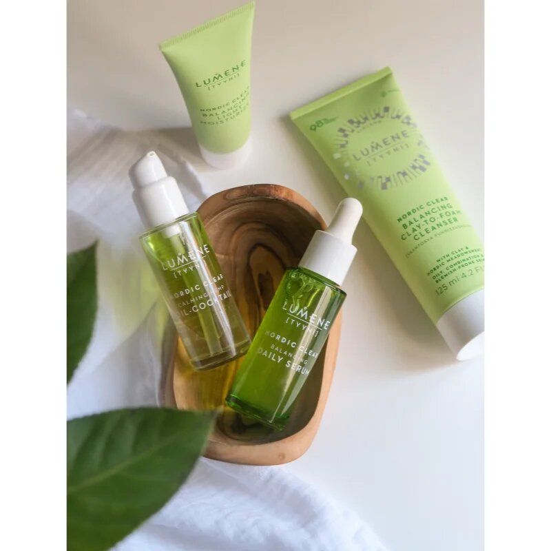 Lumene Nordic Clear [TYYNI] tisztító és szemlemosó hab zsíros és problémás bőrre 125 ml