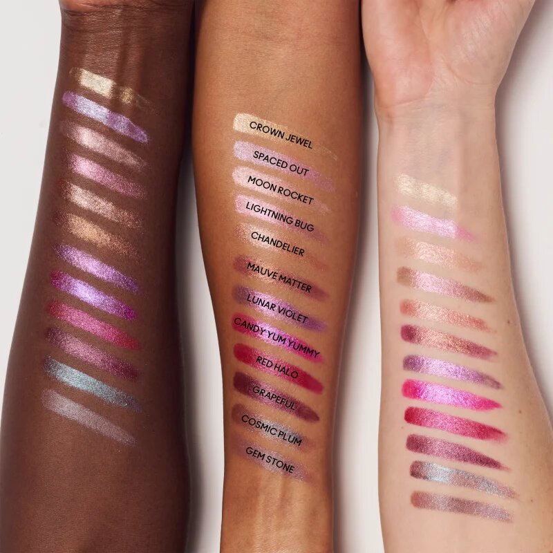MAC Cosmetics Dazzlelips Crayon csillogó rúzs ceruzában árnyalat Grapeful 1.5 g
