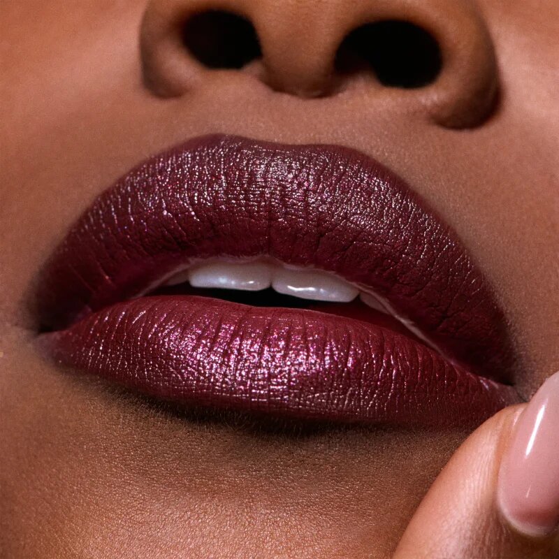 MAC Cosmetics Dazzlelips Crayon csillogó rúzs ceruzában árnyalat Grapeful 1.5 g
