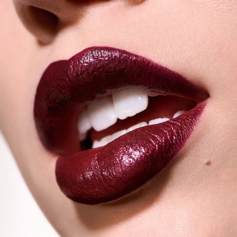 MAC Cosmetics Dazzlelips Crayon csillogó rúzs ceruzában árnyalat Grapeful 1.5 g