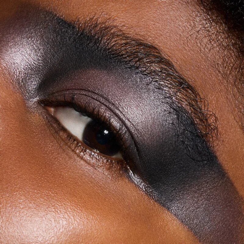 MAC Cosmetics Eye Shadow Metallic Pro Palette Refill Pan metálszínű szemhéjfesték utántöltő árnyalat Bust 1 g
