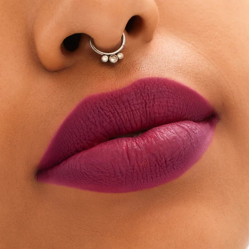 MAC Cosmetics Locked Kiss 24h Lipstick Ultra matt hosszantrató rúzs árnyalat Rein 1.8 g