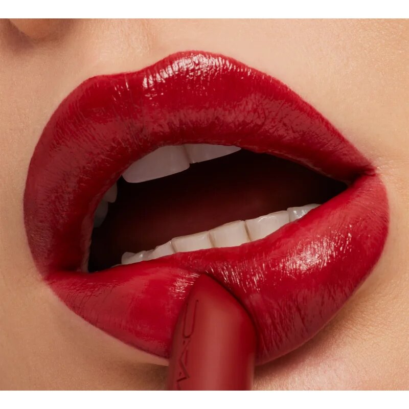 MAC Cosmetics MACximal Sleek Satin Lipstick Mini selyem rúzs a tökéletes küllemért árnyalat DUBONNET 1.5 g