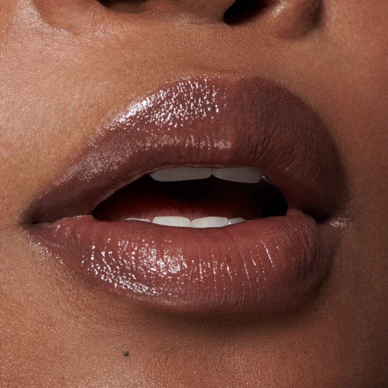 MAC Cosmetics Nudes Lustreglass Lipstick fényes ajakrúzs árnyalat Signature Move 3 g