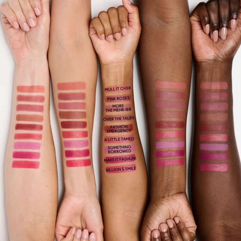 MAC Cosmetics Powder Kiss Lip + Cheek Mousse multifunkcionális smink ajkakra és arcra árnyalat Pretty Pleats! 5 ml