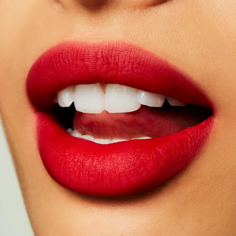 MAC Cosmetics Powder Kiss Liquid Lipcolour mattító folyékony rúzs árnyalat M·A·Csmash 5 ml