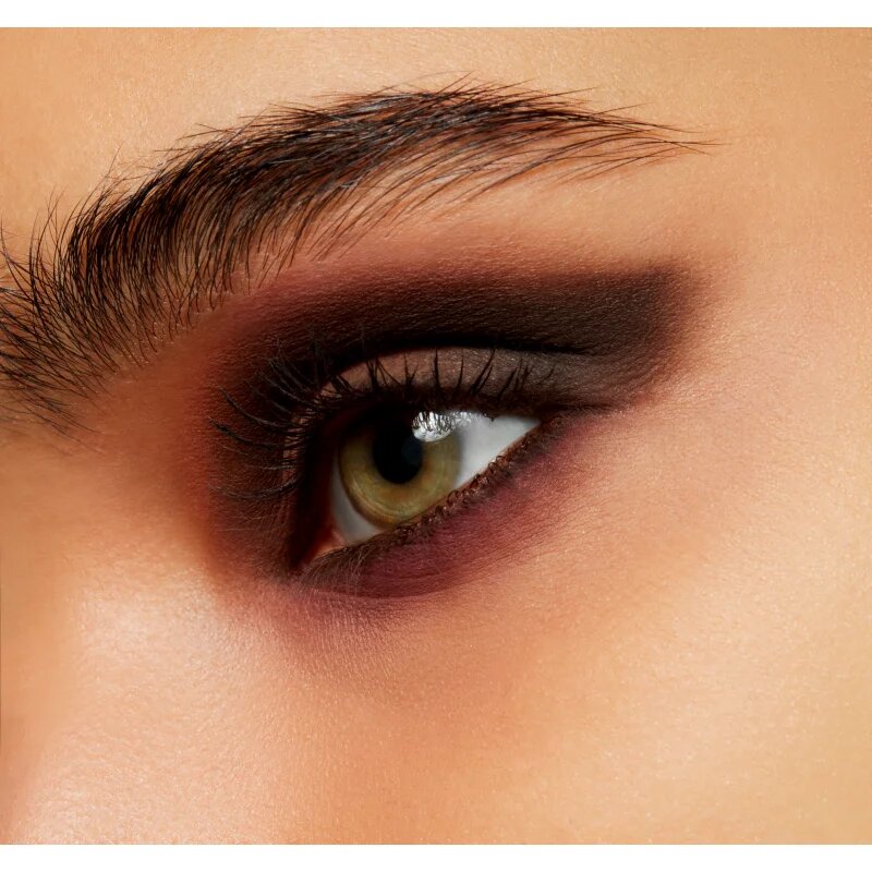 MAC Cosmetics Powder Kiss Soft Matte Eye Shadow Refill utántöltő a szemhéjfestékekre Give a Glam 1.5 g