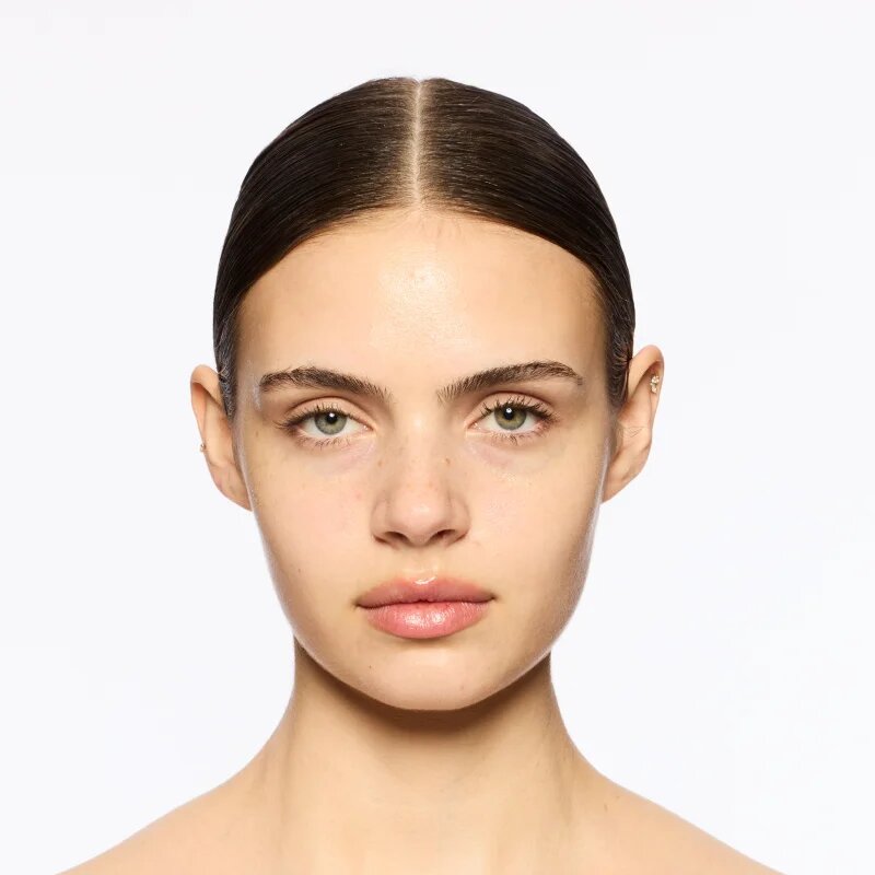 MAC Cosmetics Studio Radiance Skin Tint Stick alapozó ceruzában árnyalat Light Medium 1 8 g