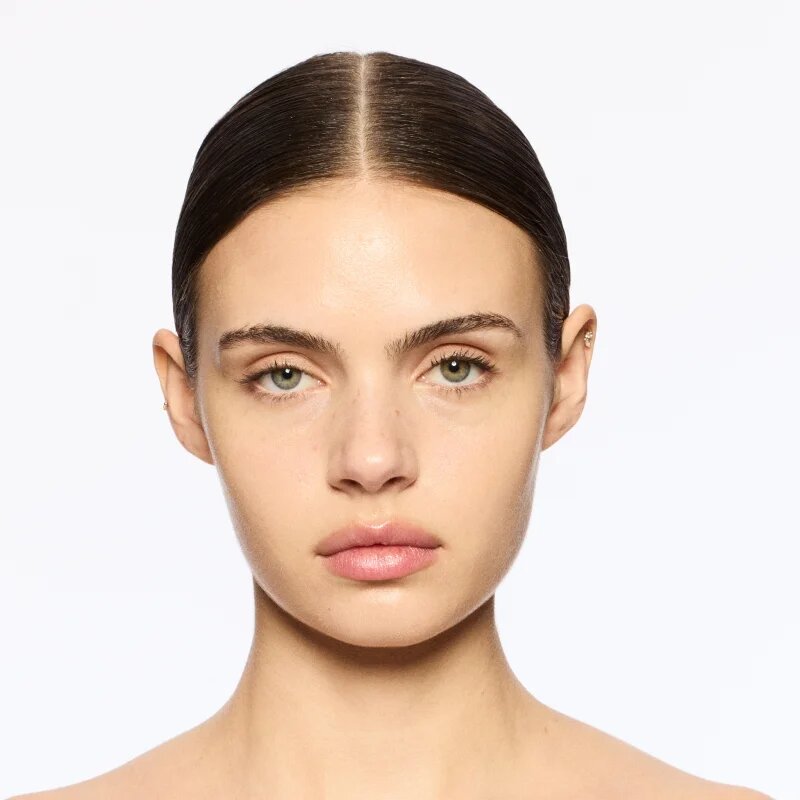 MAC Cosmetics Studio Radiance Skin Tint Stick alapozó ceruzában árnyalat Light Medium 1 8 g