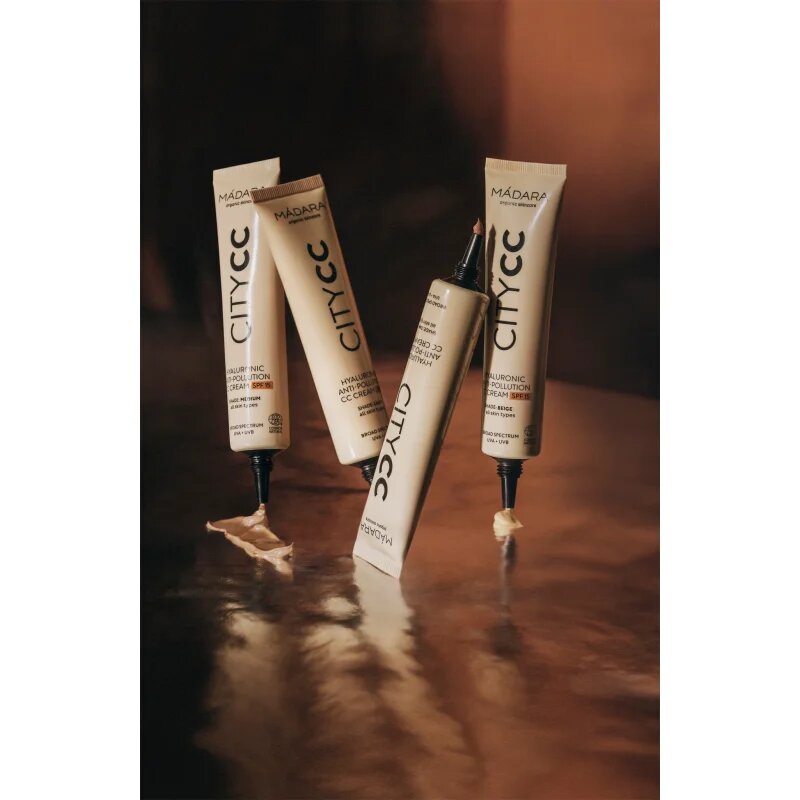 Mádara MÁDARA City CC CC krém az egyenletes bőrszínért SPF 15 árnyalat Beige 40 ml