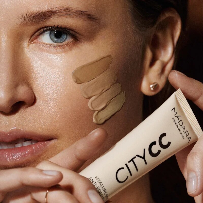 Mádara MÁDARA City CC CC krém az egyenletes bőrszínért SPF 15 árnyalat Beige 40 ml