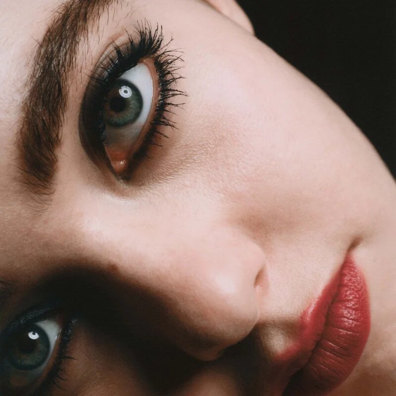 Mádara MÁDARA Come Closer erősítő szempillaspirál 6 ml