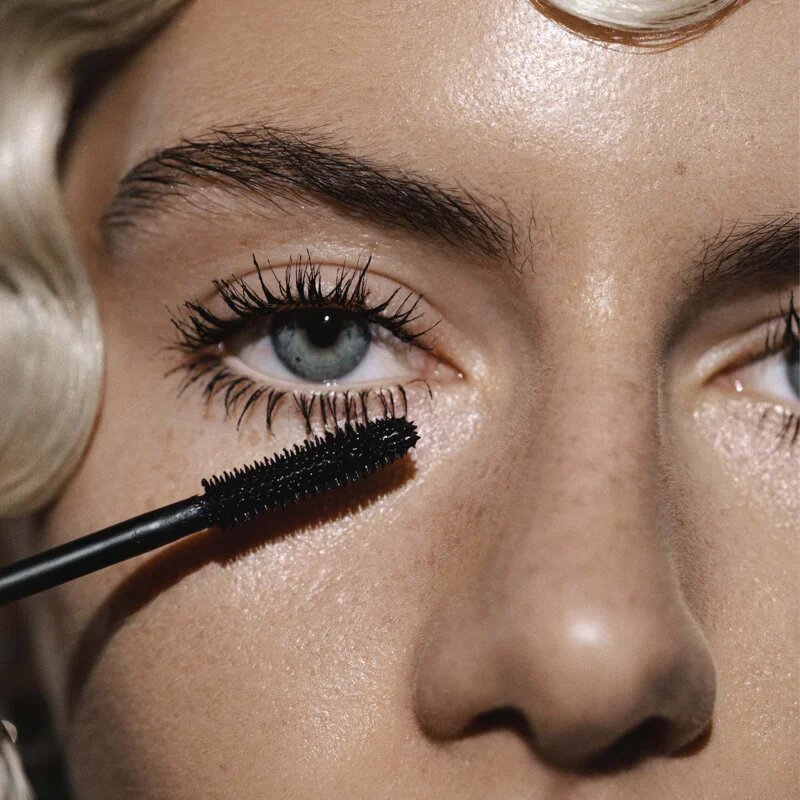 Mádara MÁDARA Deep Matter dúsító szempillaspirál 6 ml