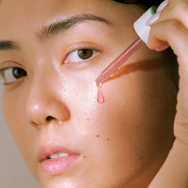 Mádara MÁDARA Peel hyaluron szérum peeling hatással 30 ml