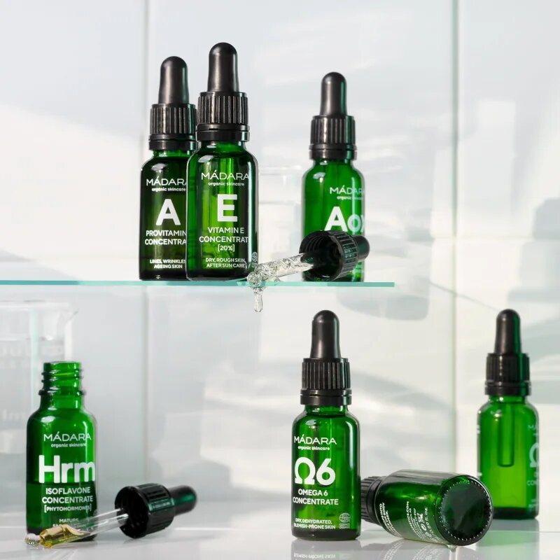 Mádara MÁDARA Plant Stem Cell koncentrátum tápláló hatással 17.5 ml