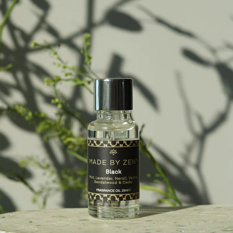 MADE BY ZEN Black illóolaj 15 ml