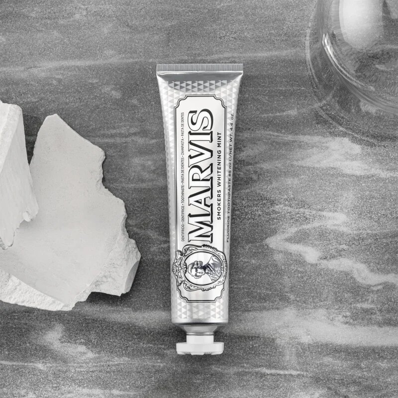 Marvis Whitening Smokers Mint fehérítő fogkrém dohányzóknak íz Mint 85 ml