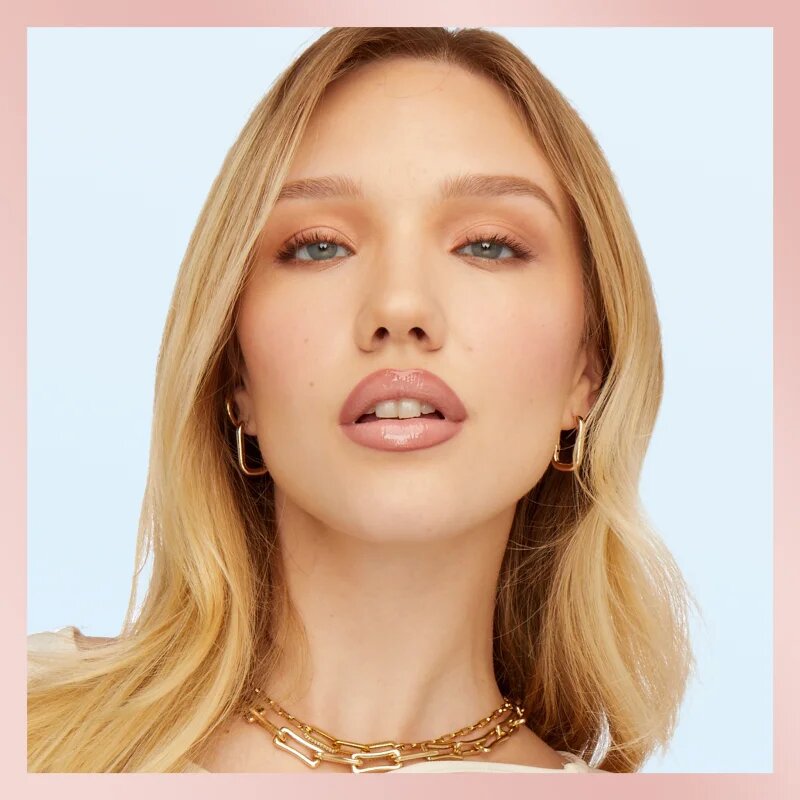 MAYBELLINE NEW YORK Lifter Liner szájkontúrceruza hidratáló hatással árnyalat 003 Player 1.2 g