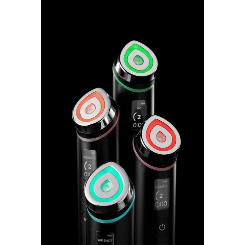 Medicube Age-R Booster Pro multifunkciós eszköz az arcbőr regenerálásáért és táplálásáért szín Black 155 g