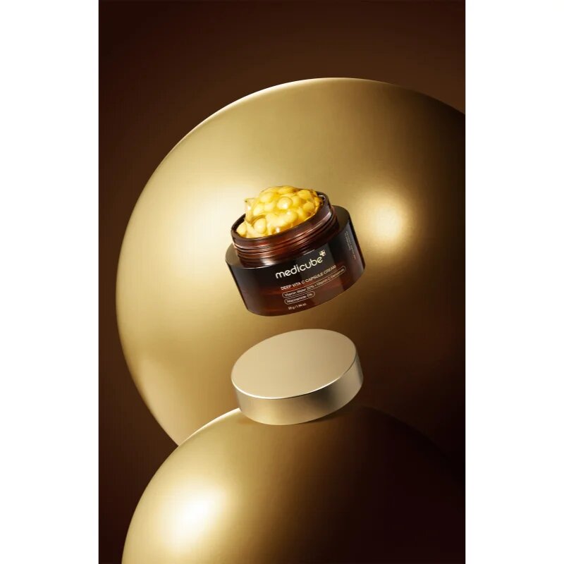 Medicube Deep Vita C Capsule Cream élénkítő krém hiperpigmentációs bőrre 55 g