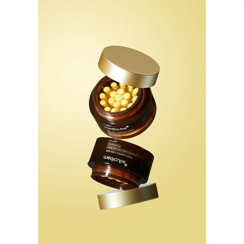 Medicube Deep Vita C Capsule Cream élénkítő krém hiperpigmentációs bőrre 55 g