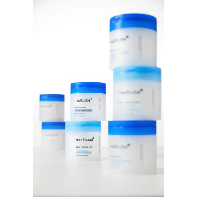 Medicube Zero Pore Pad Mild arctisztító peeling párnácskát az érzékeny arcbőrre 70 db