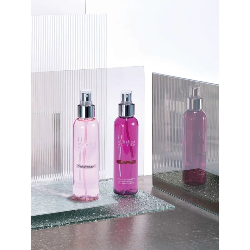 Millefiori Milano Magnolia Blossom & Wood lakásparfüm 150 ml
