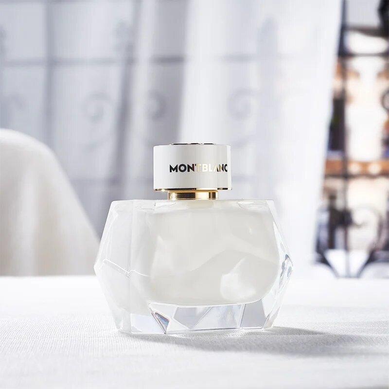 Montblanc Signature Eau de Parfum hölgyeknek 50 ml