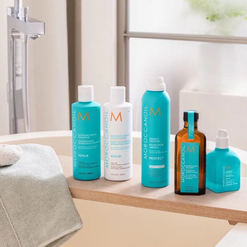 Moroccanoil Protect hővédő spray hajsütővassal és hajvasalóval kezelt hajra 225 ml
