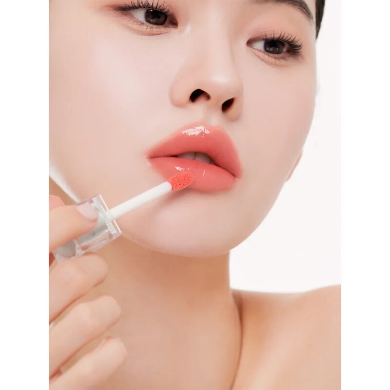 MUZIGAE MANSION Icy Glow tündöklő ajakfény árnyalat 06 Better 5 ml