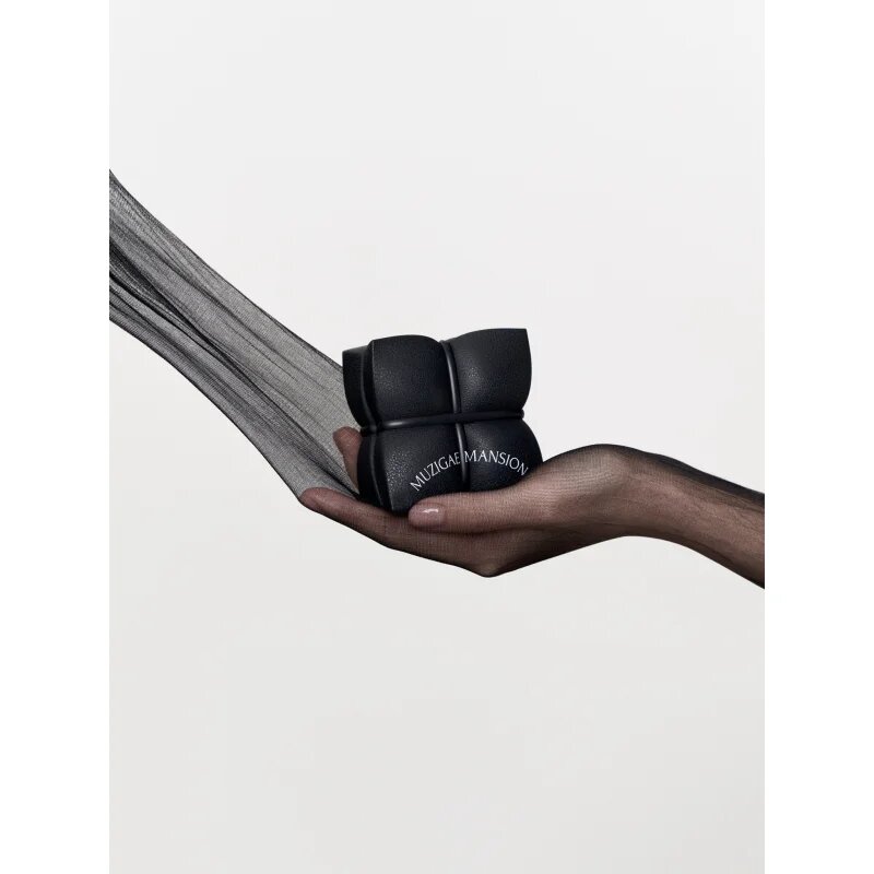 MUZIGAE MANSION Sleek Matt Cushion tartós alapozó sminkszivaccsal SPF 50+ + utántöltő árnyalat N23 2x15 g