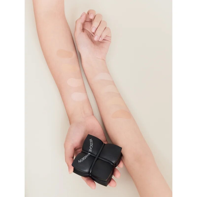 MUZIGAE MANSION Sleek Matt Cushion tartós alapozó sminkszivaccsal SPF 50+ + utántöltő árnyalat N23 2x15 g