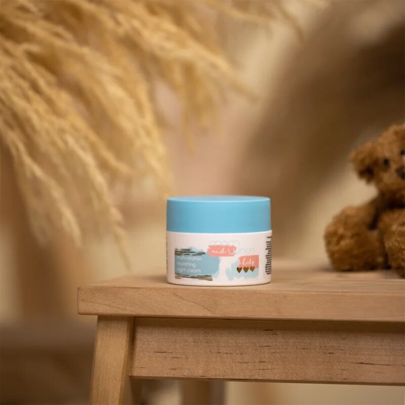 Nacomi Mom & Who Kids tápláló éjszakai krém gyermekeknek 50 ml