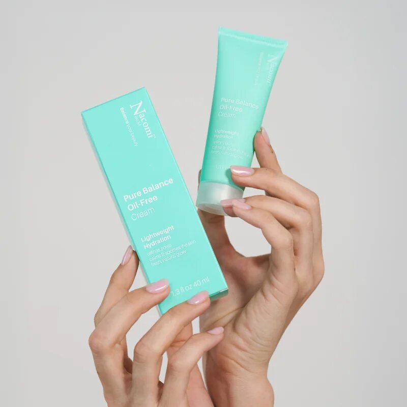 Nacomi Next Level Pure Balance könnyű és gyorsan felszívódó hidratáló krém kombinált és zsíros bőrre 40 ml