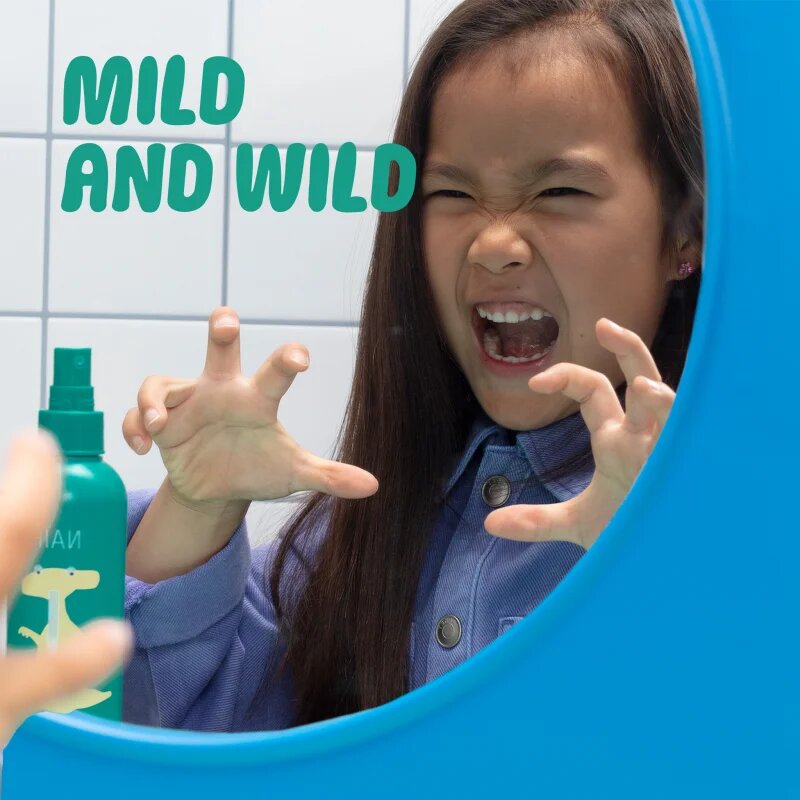 Naif Kids Detangling Spray haj spray a könnyű kifésülésért gyermekeknek 200 ml
