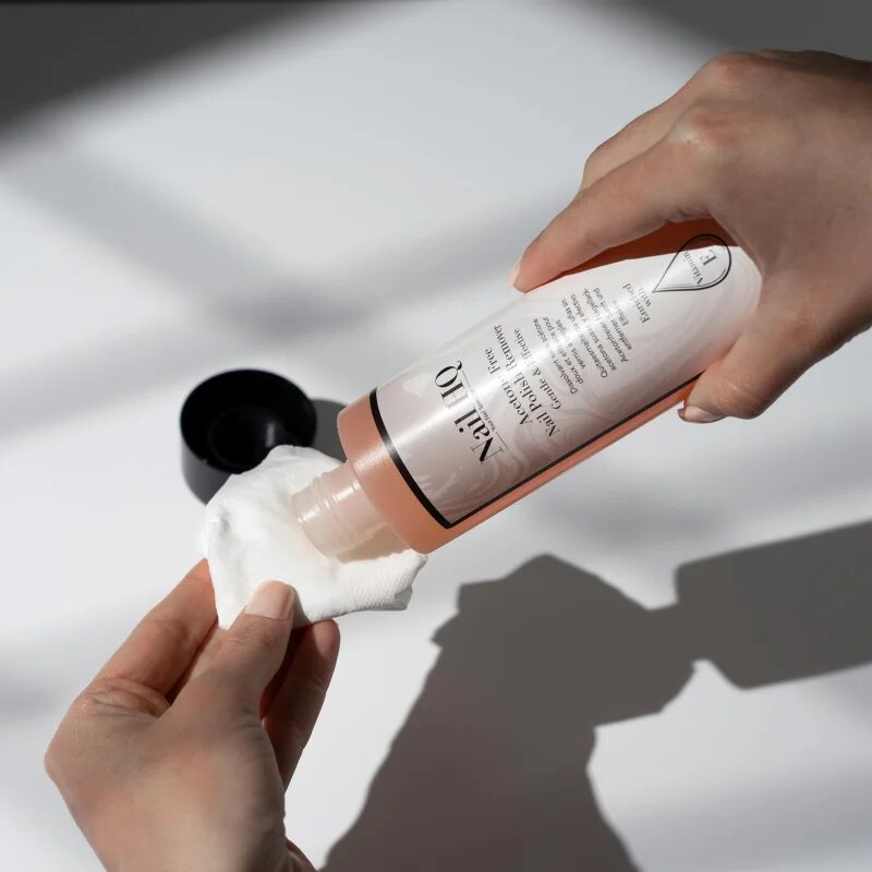 Nail HQ Acetone Free körömlakklemosó aceton nélkül 235 ml
