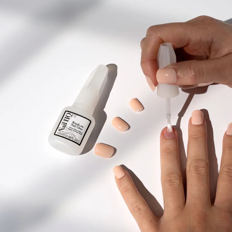 Nail HQ Brush on Nail Glue köröm ragasztó 10 ml
