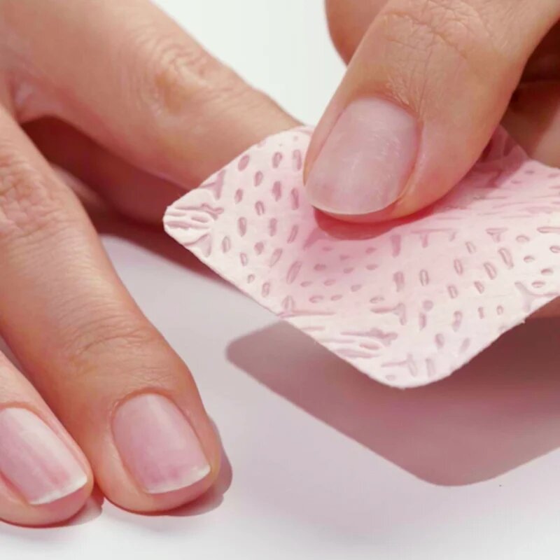 NeoNail Pads Lint-Free Perforated tisztító vattakorong körmökre 175 db