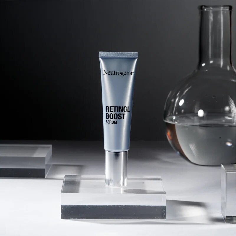 Neutrogena Retinol Boost öregedés elleni arcszérum 30 ml
