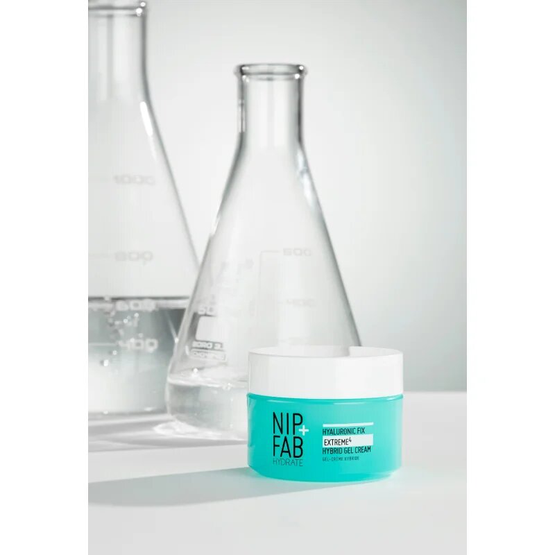 NIP+FAB Hyaluronic Fix Extreme4 2% géles krém az arcra 50 ml