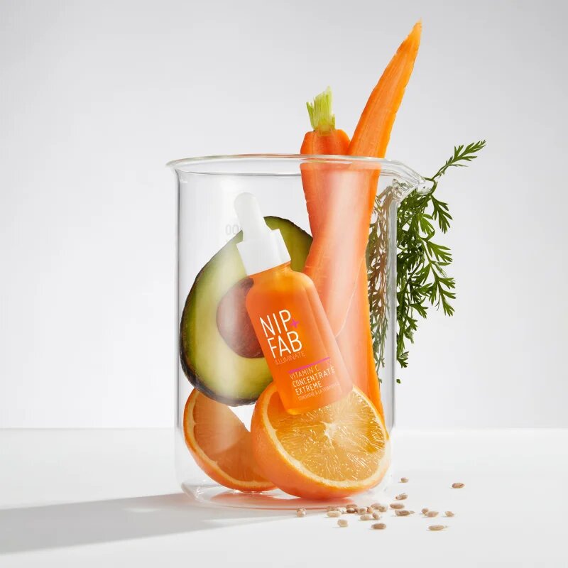 NIP+FAB Vitamin C Fix Extreme 15 % koncentrált szérum az arcra 30 ml