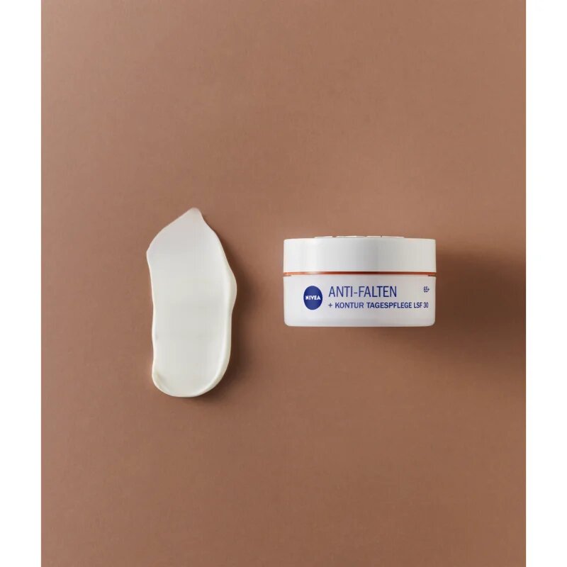 Nivea Anti-Wrinkle Contouring takarékos kiszerelés a vonalak kisimítására 65+